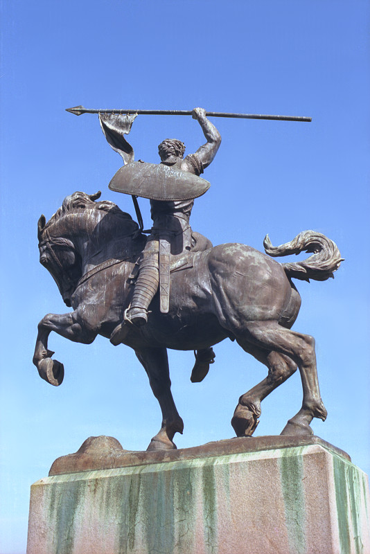 Statue of El Cid, California Palace of the Legion of Honor. The work of sculptor Anna Hyatt Huntington.